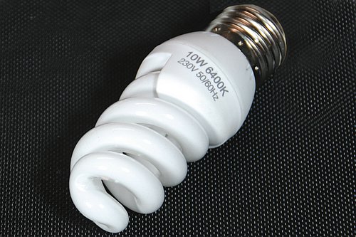 10W Spiral Energiesparlampe E27, 6400K