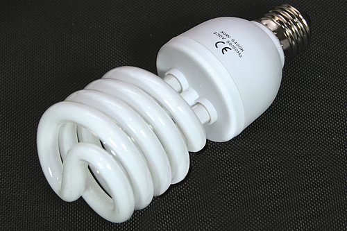 30W Energiesparlampe mit Luftreiniger 6400K